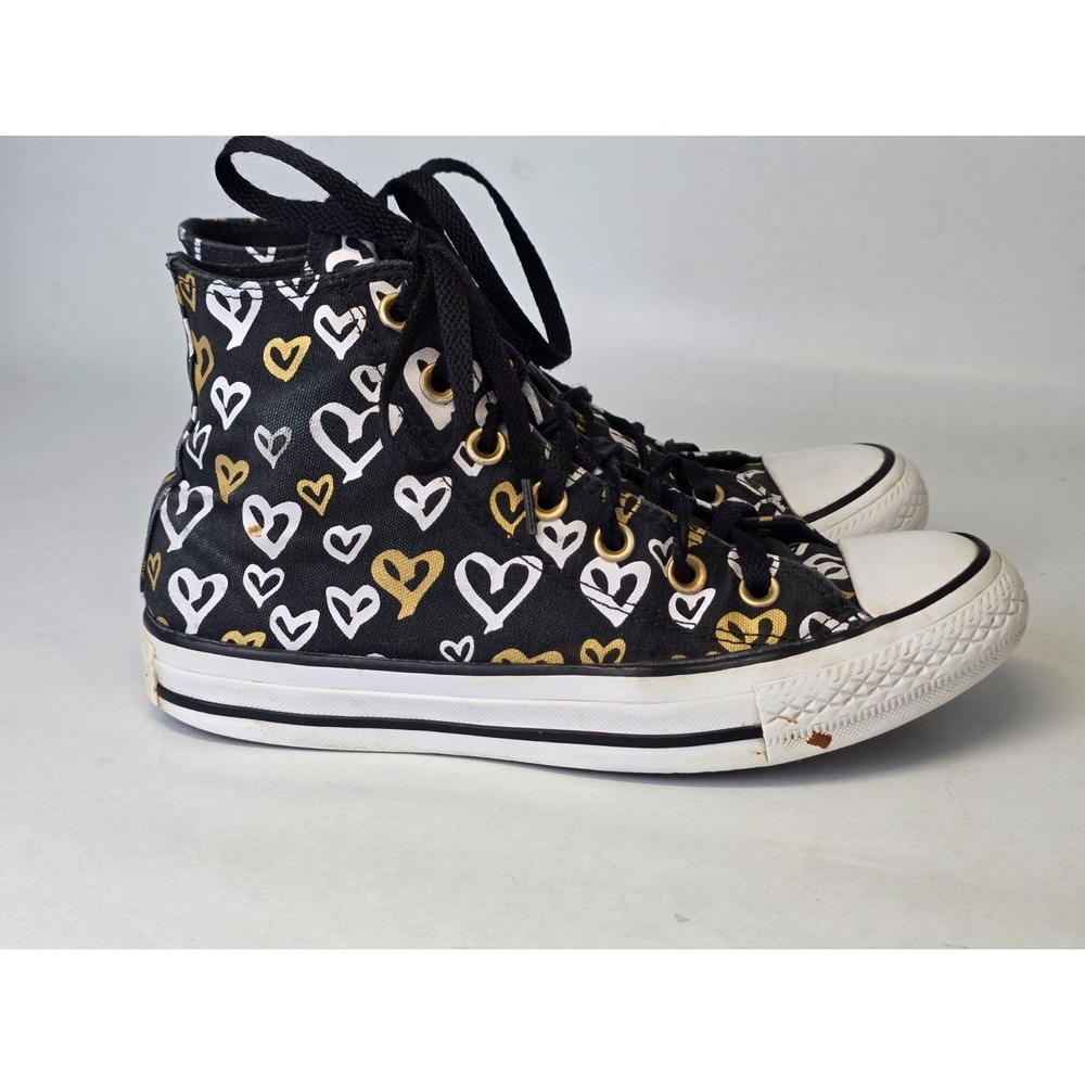 Converse All Star Chuck Taylor  Sneakers Women's‎ Size 7 Black White Heart Shoes